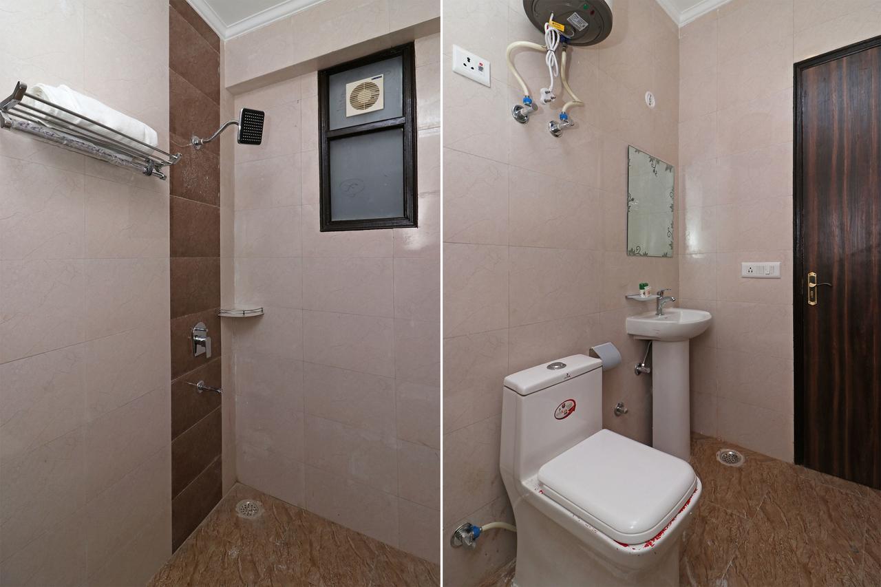 Hotel O Aamara Ню Делхи Екстериор снимка